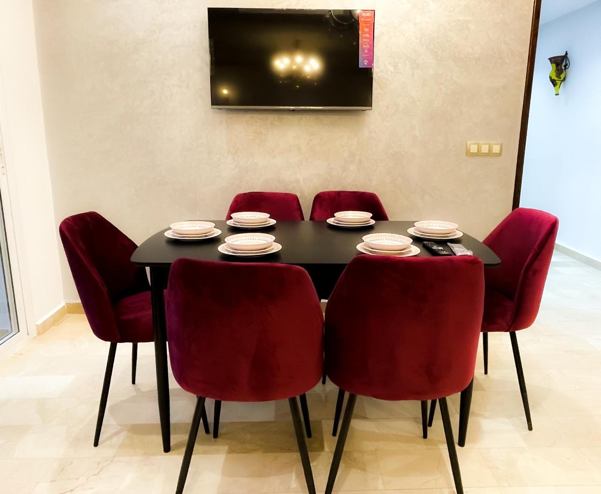 Luxueux Duplex Sur Avec Un Espace De Vie Exceprionnel *